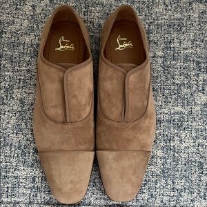Authentic CHRISTIAN LOUBOUTIN—Men’s Tan Alpha Male Flat Veau Velo, sz 11, NWOB